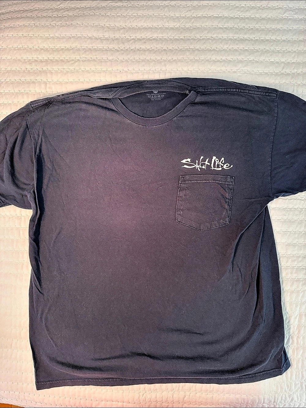 Salt Life Livin' Salty Pocket Tee in Blue Size large